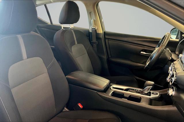 2024 Nissan Sentra SV Xtronic CVT