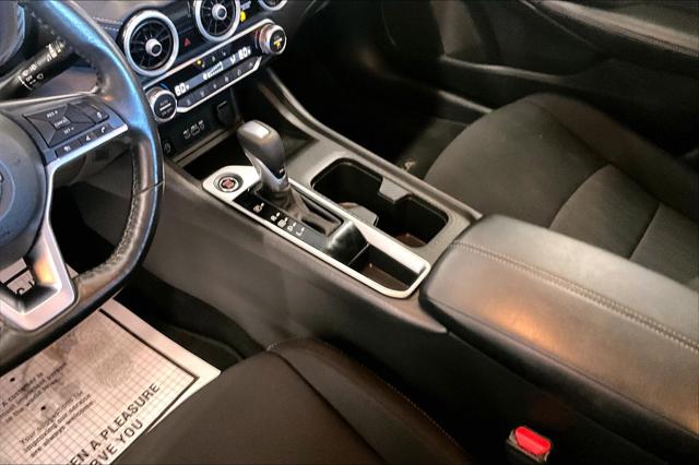 2024 Nissan Sentra SV Xtronic CVT