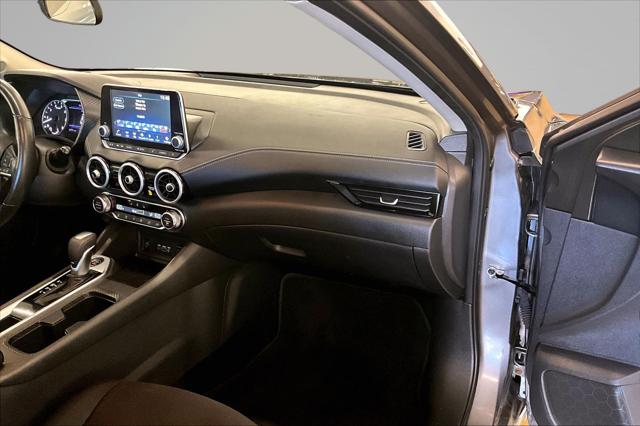 2024 Nissan Sentra SV Xtronic CVT