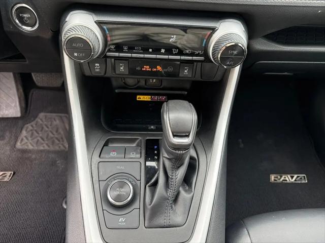 2023 Toyota RAV4 Hybrid XLE Premium