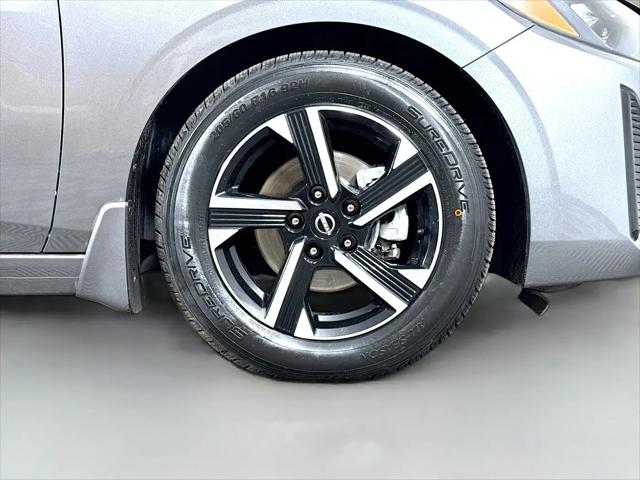 2024 Nissan Sentra SV Xtronic CVT