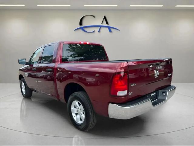 2022 Ram 1500 Classic SLT Crew Cab 4x4 5'7" Box