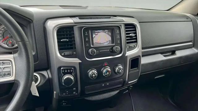 2022 Ram 1500 Classic SLT Crew Cab 4x4 5'7" Box
