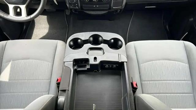 2022 Ram 1500 Classic SLT Crew Cab 4x4 5'7" Box