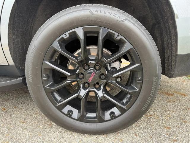 2023 GMC Yukon 4WD SLT