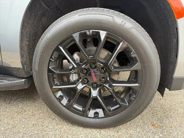 2023 GMC Yukon 4WD SLT