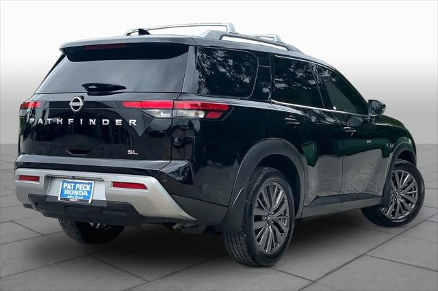 2024 Nissan Pathfinder SL FWD
