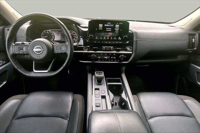 2024 Nissan Pathfinder SL FWD