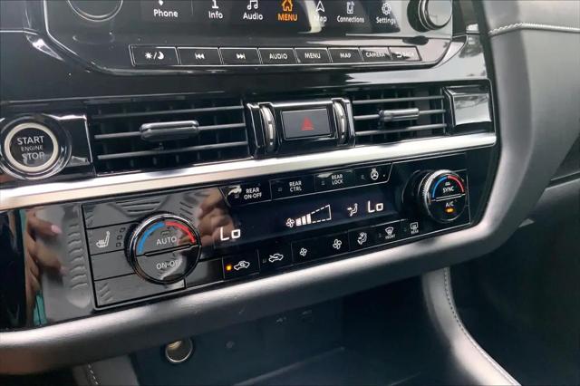 2024 Nissan Pathfinder SL FWD