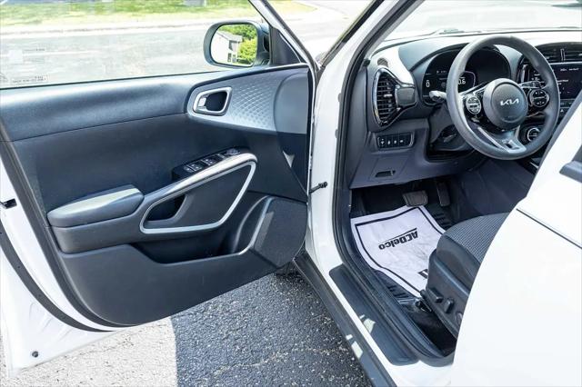 2023 Kia Soul S