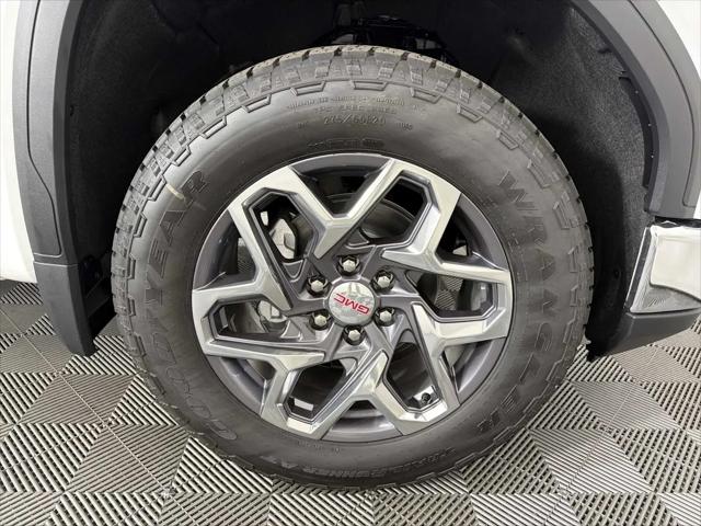 2026 GMC Sierra 1500 Crew Cab, Short Bed, SLT, 4WD