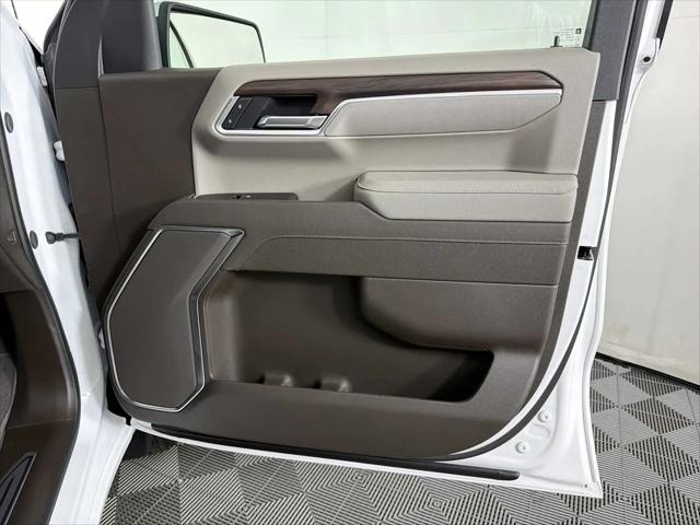 2026 GMC Sierra 1500 Crew Cab, Short Bed, SLT, 4WD