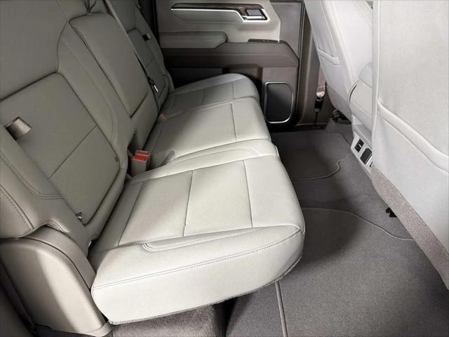 2026 GMC Sierra 1500 Crew Cab, Short Bed, SLT, 4WD