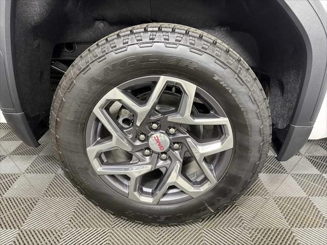 2026 GMC Sierra 1500 Crew Cab, Short Bed, SLT, 4WD