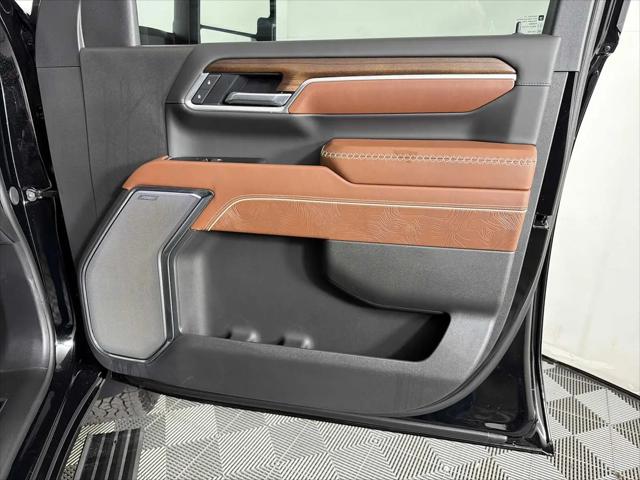 2026 GMC Sierra 2500HD Crew Cab, Standard Bed, Denali Ultimate, 4WD