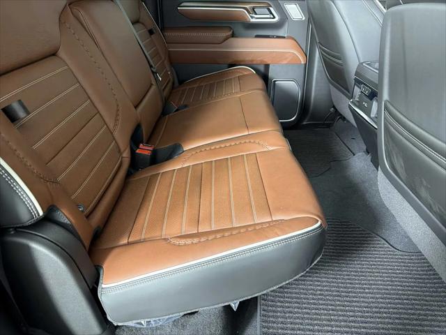 2026 GMC Sierra 2500HD Crew Cab, Standard Bed, Denali Ultimate, 4WD