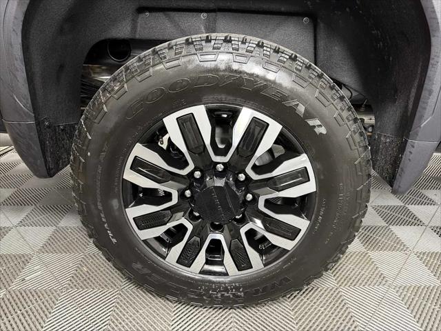 2026 GMC Sierra 2500HD Crew Cab, Standard Bed, Denali Ultimate, 4WD