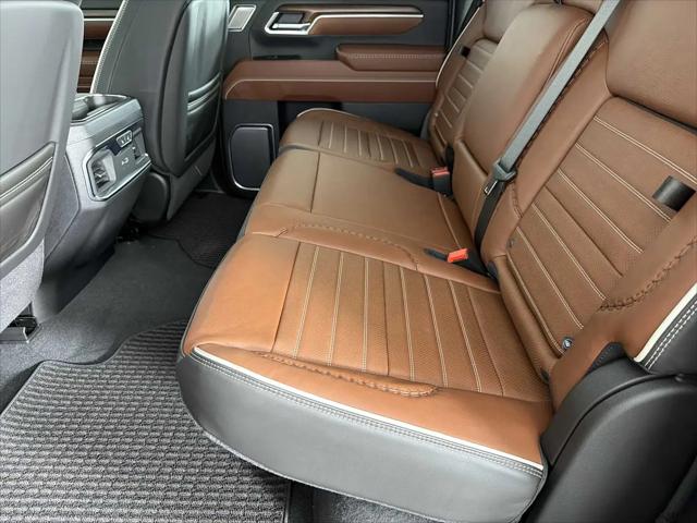2026 GMC Sierra 2500HD Crew Cab, Standard Bed, Denali Ultimate, 4WD