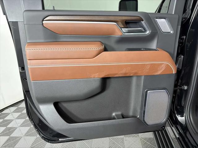 2026 GMC Sierra 2500HD Crew Cab, Standard Bed, Denali Ultimate, 4WD