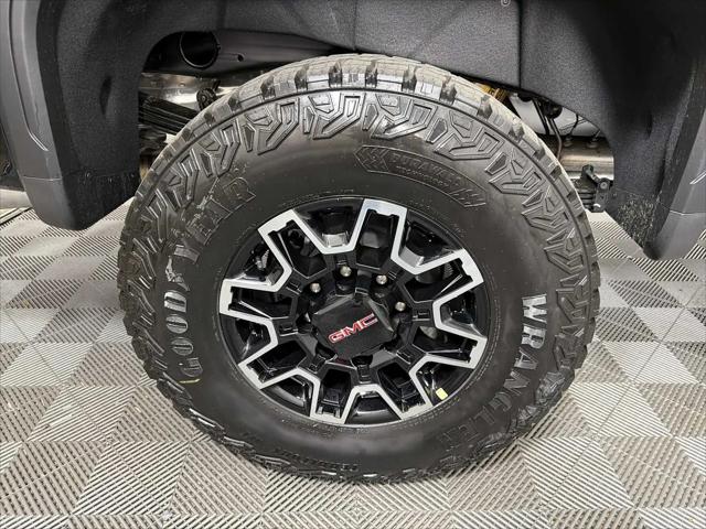 2026 GMC Sierra 2500HD Crew Cab, Standard Bed, AT4X, 4WD