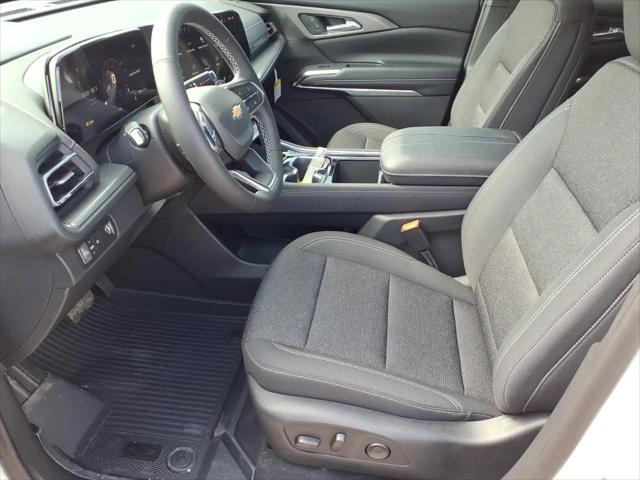 2026 Chevrolet Traverse FWD LT