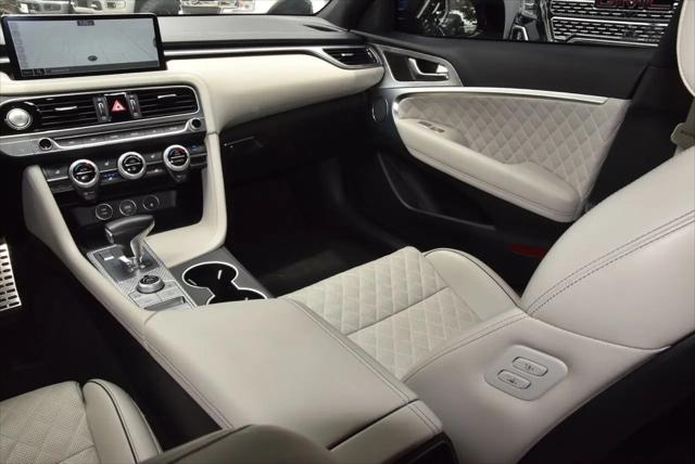 2023 Genesis G70 3.3T RWD
