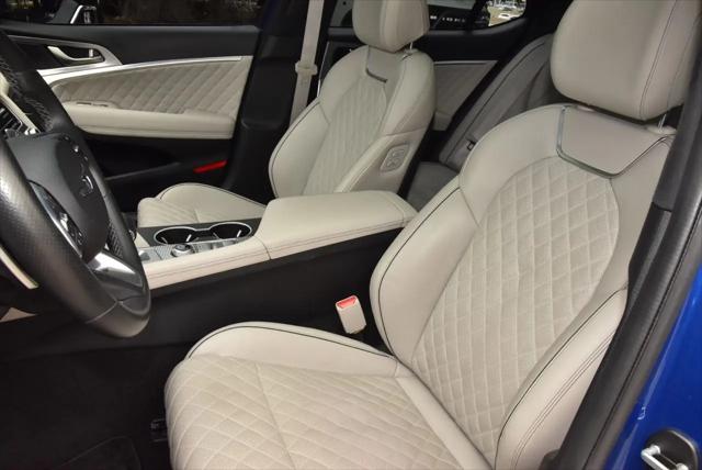 2023 Genesis G70 3.3T RWD