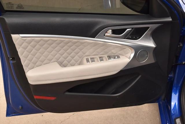 2023 Genesis G70 3.3T RWD