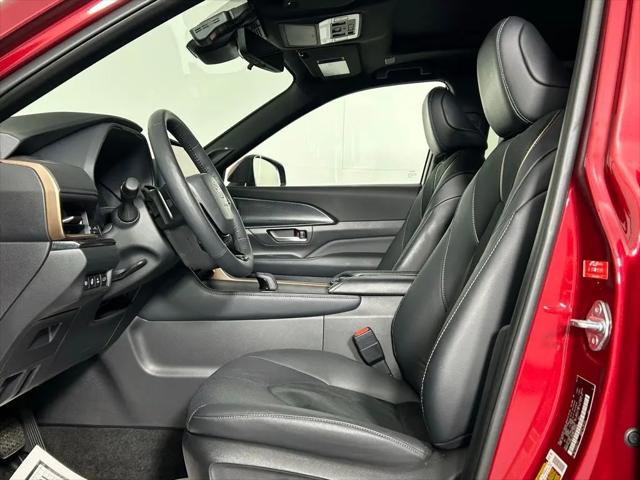 2025 Toyota Grand Highlander Hybrid Platinum MAX