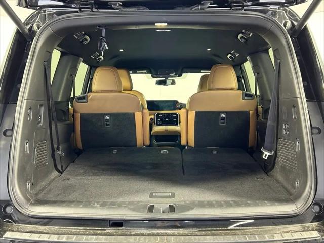 2025 Nissan Armada SL 4WD