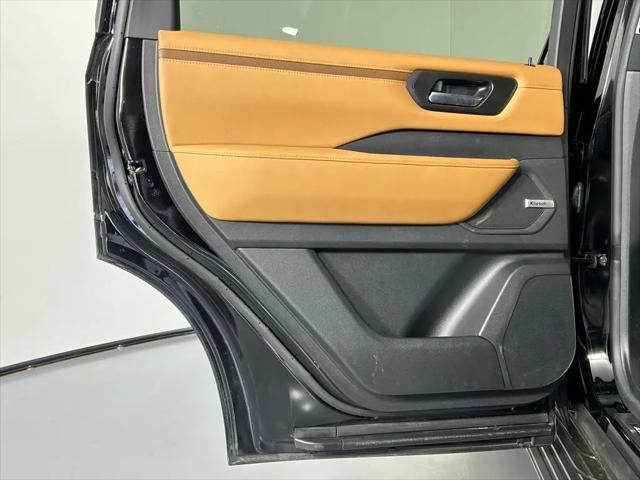 2025 Nissan Armada SL 4WD
