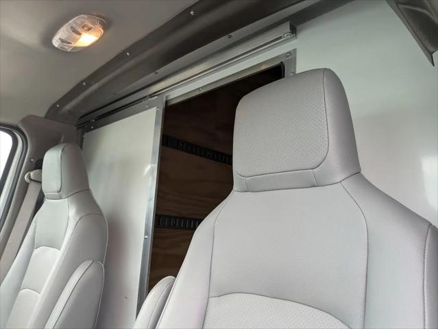2027 Ford E-Series Cutaway E-450