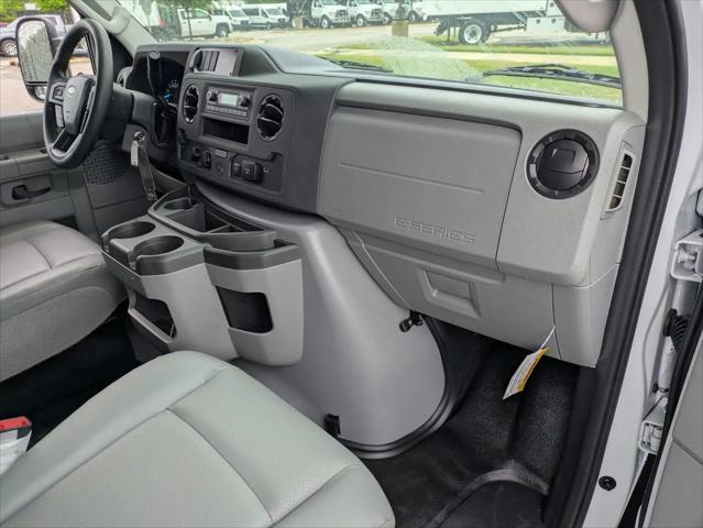 2027 Ford E-Series Cutaway E-450