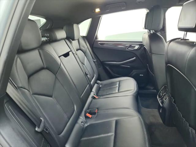 2019 Porsche Macan Macan