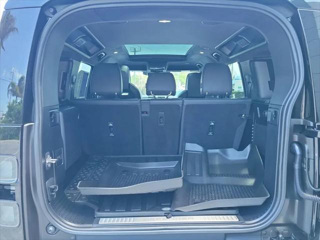 2026 Land Rover Defender P635 OCTA