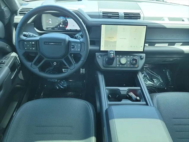 2026 Land Rover Defender P635 OCTA