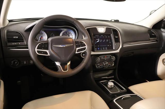 2023 Chrysler 300 Touring