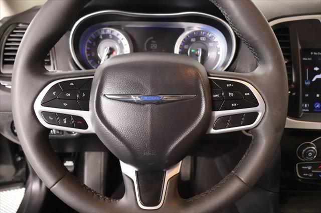 2023 Chrysler 300 Touring