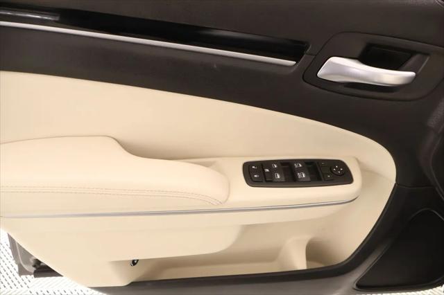 2023 Chrysler 300 Touring