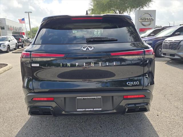2023 INFINITI QX60 PURE