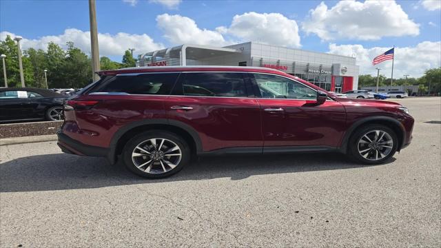2023 INFINITI QX60 LUXE