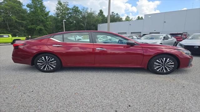 2024 Nissan Altima SV FWD