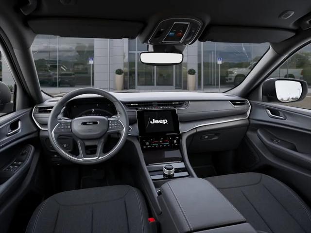 2026 Jeep Grand Cherokee L Altitude 4x4