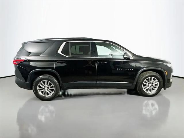 2022 Chevrolet Traverse AWD LT Cloth