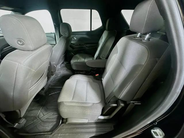 2022 Chevrolet Traverse AWD LT Cloth