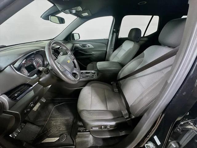 2022 Chevrolet Traverse AWD LT Cloth