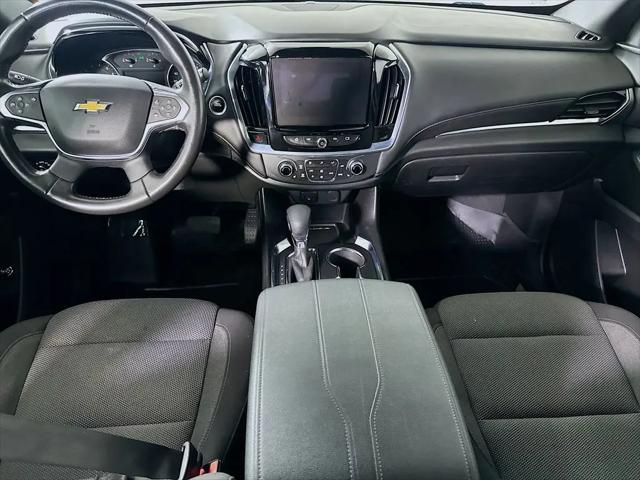 2022 Chevrolet Traverse AWD LT Cloth