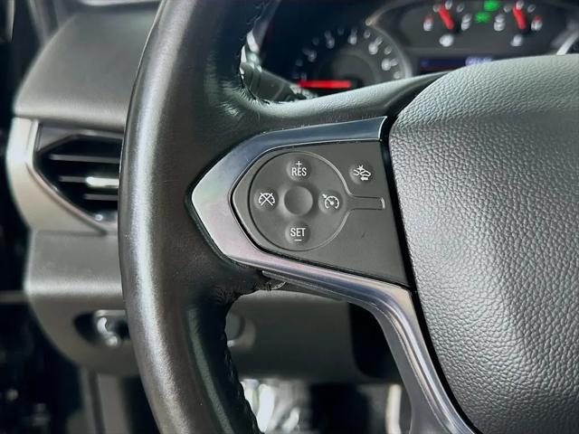 2022 Chevrolet Traverse AWD LT Cloth