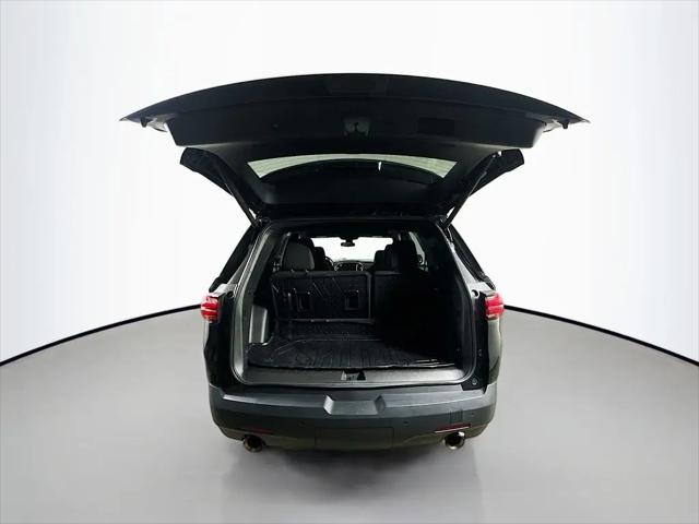 2022 Chevrolet Traverse AWD LT Cloth