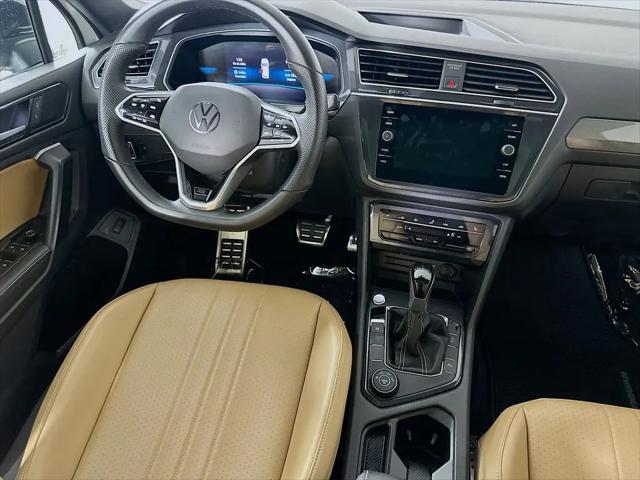2024 Volkswagen Tiguan 2.0T SE R-Line Black